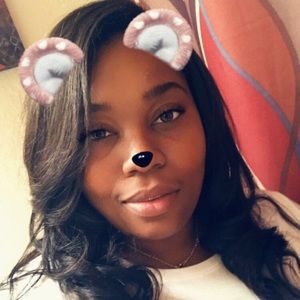 Meet your Posher, Christin